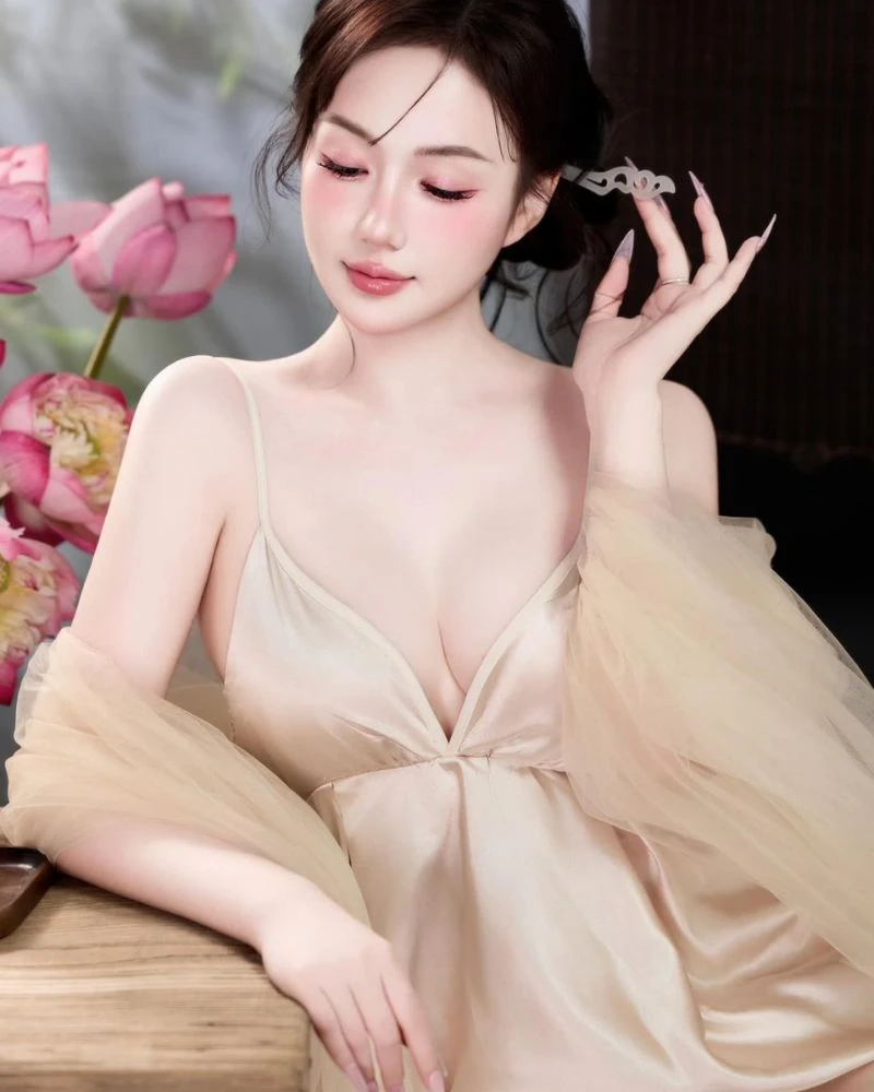 Top 33+ ảnh gái xinh cởi áo cuốn hút sexy, kích thích khó cưỡng